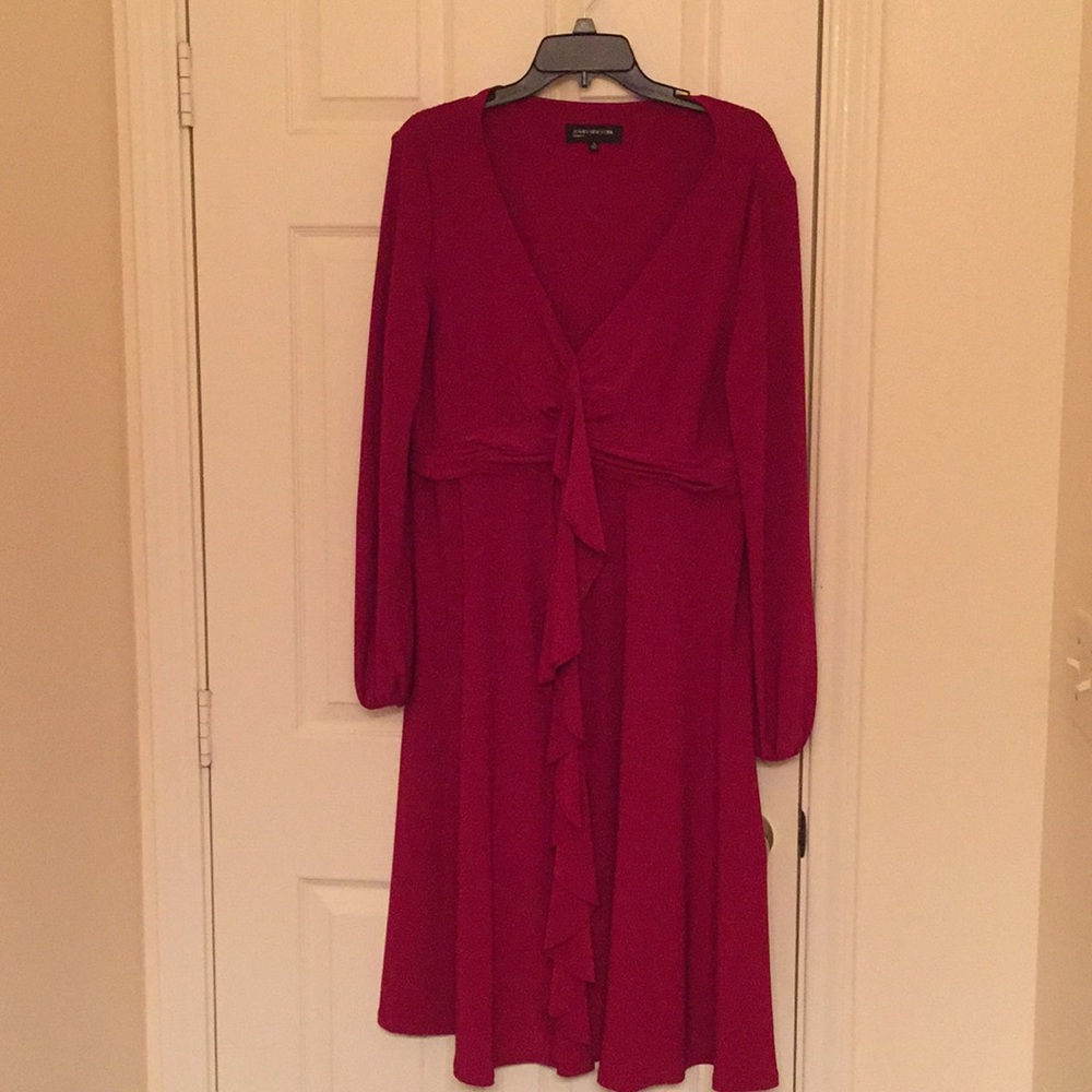 Dress with ruffle detail